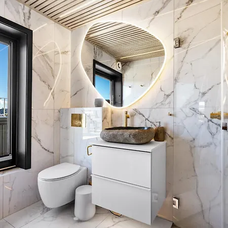 360 View Penthouse L Office L 60 Sqm Balcony Διαμέρισμα *