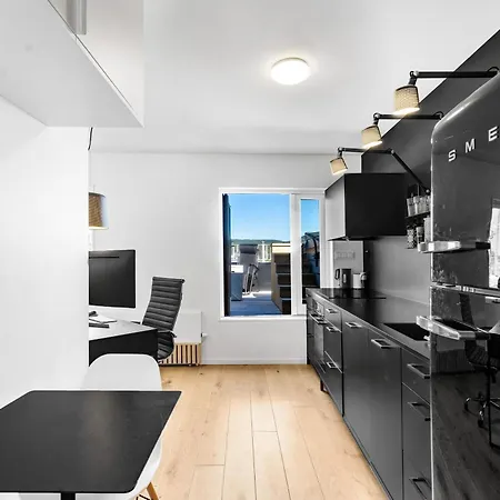 360 View Penthouse L Office L 60 Sqm Balcony *